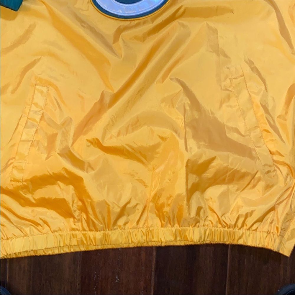NFL Greenbay Pullover - Picture 4 of 6